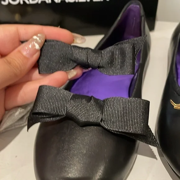 NWOT Jordana Silver Ballet Flats - size 6.5 - Picture 10 of 11